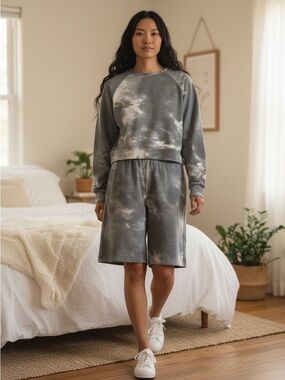 ANORA Mode Gray Tie-Dye Sweatshirt and Shorts Set